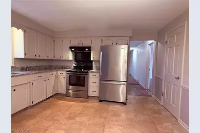 1800 Amarillo Street NW, North Canton, OH 44720 - Photo 11