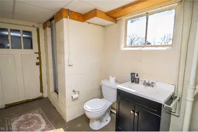 71805 Sharon Road, Bridgeport, OH 43912 - Photo 41