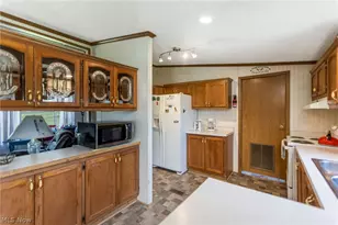 4502 Clover Rd, Cumberland, OH 43732 - Photo 11