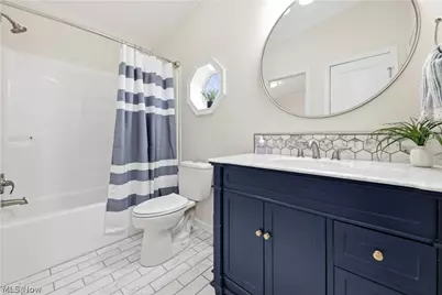 2806 Pomatan Avenue, Akron, OH 44312 - Photo 35