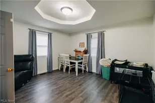 391 S 10th St, Coshocton, OH 43812 - Photo 3