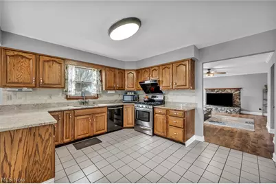 830 Forde Avenue, Amherst, OH 44001 - Photo 11