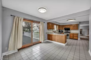 830 Forde Ave, Amherst, OH 44001 - Photo 9