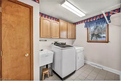 830 Forde Avenue, Amherst, OH 44001 - Photo 29