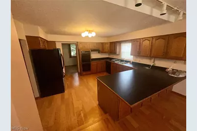 4874 Logan Way, Hubbard, OH 44425 - Photo 13