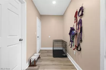 318 Pioneer Street, Akron, OH 44305 - Photo 25