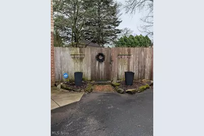 224 Casterton Avenue, Akron, OH 44303 - Photo 3