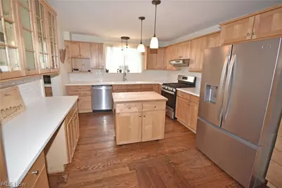 224 Casterton Avenue, Akron, OH 44303 - Photo 9