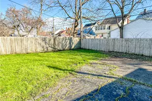 18104 Landseer Rd, Loveland, OH 44119 - Photo 5