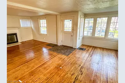 18104 Landseer Road, Loveland, OH 44119 - Photo 9