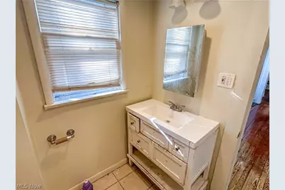 18104 Landseer Road, Loveland, OH 44119 - Photo 17