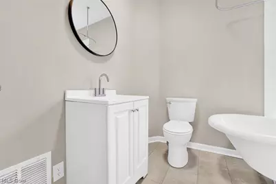 941 Carnegie Avenue, Akron, OH 44314 - Photo 9