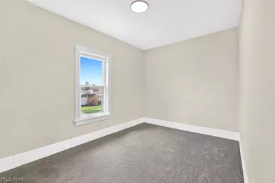 941 Carnegie Avenue, Akron, OH 44314 - Photo 25