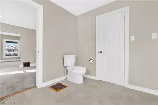 941 Carnegie Ave, Akron, OH 44314 - Photo 19