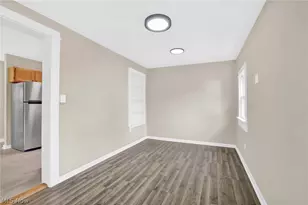 941 Carnegie Ave, Akron, OH 44314 - Photo 21