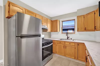 941 Carnegie Avenue, Akron, OH 44314 - Photo 23