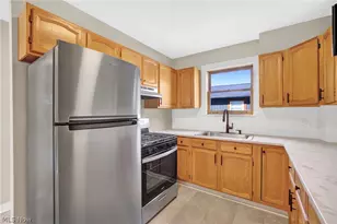 941 Carnegie Ave, Akron, OH 44314 - Photo 23
