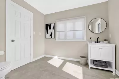 941 Carnegie Avenue, Akron, OH 44314 - Photo 17