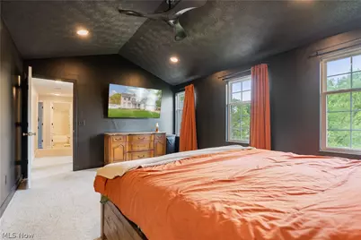 577 Colchester Court, Akron, OH 44319 - Photo 21