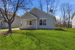 127 Blackburn St, Campbell, OH 44405 - Photo 29
