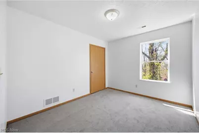 127 Blackburn Street, Campbell, OH 44405 - Photo 17