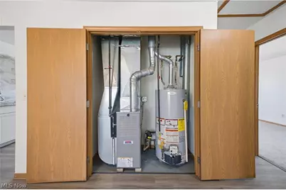 127 Blackburn Street, Campbell, OH 44405 - Photo 23