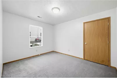 127 Blackburn Street, Campbell, OH 44405 - Photo 19