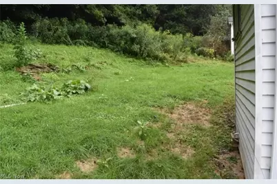 58640 Charles Street, Martins Ferry, OH 43935 - Photo 25