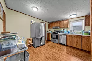 863 Peru Olena Rd E, Norwalk, OH 44857 - Photo 25