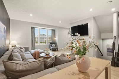 1185 Bean Lane, Cuyahoga Falls, OH 44313 - Photo 17