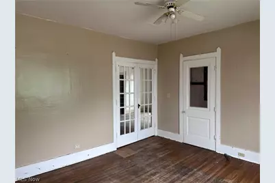 284 Clay, Conneaut, OH 44030 - Photo 7