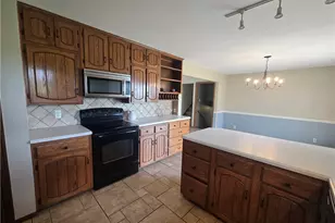 2000 Shady Ln, Zanesville, OH 43701 - Photo 7