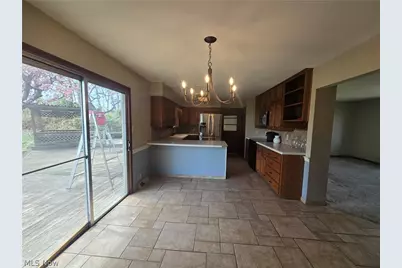 2000 Shady Lane, Zanesville, OH 43701 - Photo 3