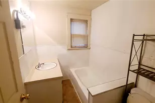 18 Whitney Ave S, Youngstown, OH 44509 - Photo 7