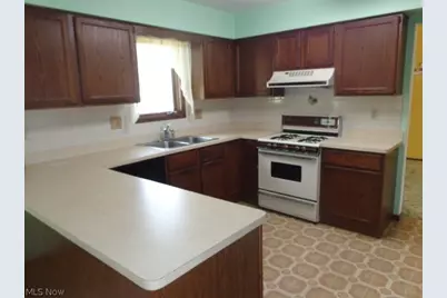 15852 Inglewood Court, Strongsville, OH 44136 - Photo 13