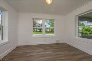 407 W Main St, Dalton, OH 44618 - Photo 9