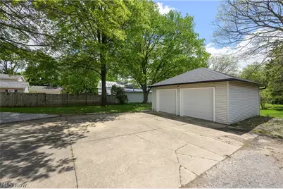 407 W Main Street, Dalton, OH 44618 - Photo 25