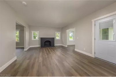 407 W Main Street, Dalton, OH 44618 - Photo 7