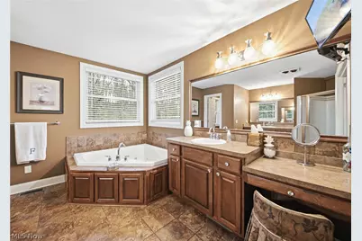 253 Anne Marie Court, Hinckley, OH 44233 - Photo 27