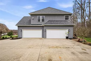 253 Anne Marie Ct, Hinckley, OH 44233 - Photo 3