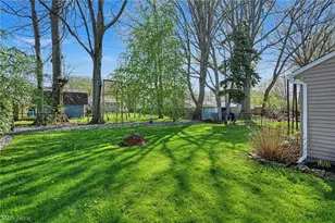 38346 Dolores Dr, Eastlake, OH 44095 - Photo 25