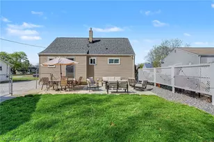 38346 Dolores Dr, Eastlake, OH 44095 - Photo 23