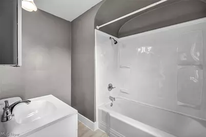 330 18th Street, Elyria, OH 44035 - Photo 19