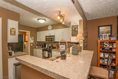 13667 Woodcroft Trace, North Royalton, OH 44133 - Photo 7