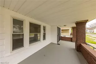 9711 Aetna Rd, Loveland, OH 44105 - Photo 3