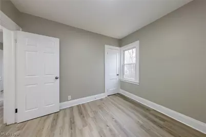 9711 Aetna Road, Loveland, OH 44105 - Photo 33