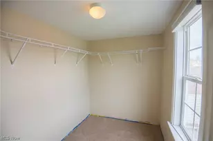 107 Renee Dr, Struthers, OH 44471 - Photo 11