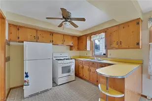 1614 Country Club Ave, Youngstown, OH 44514 - Photo 9