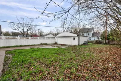 18950 Meredith Avenue, Euclid, OH 44119 - Photo 7