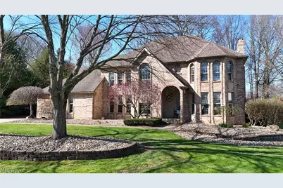 5840 Rosewood Drive, Youngstown, OH 44512 - Photo 1